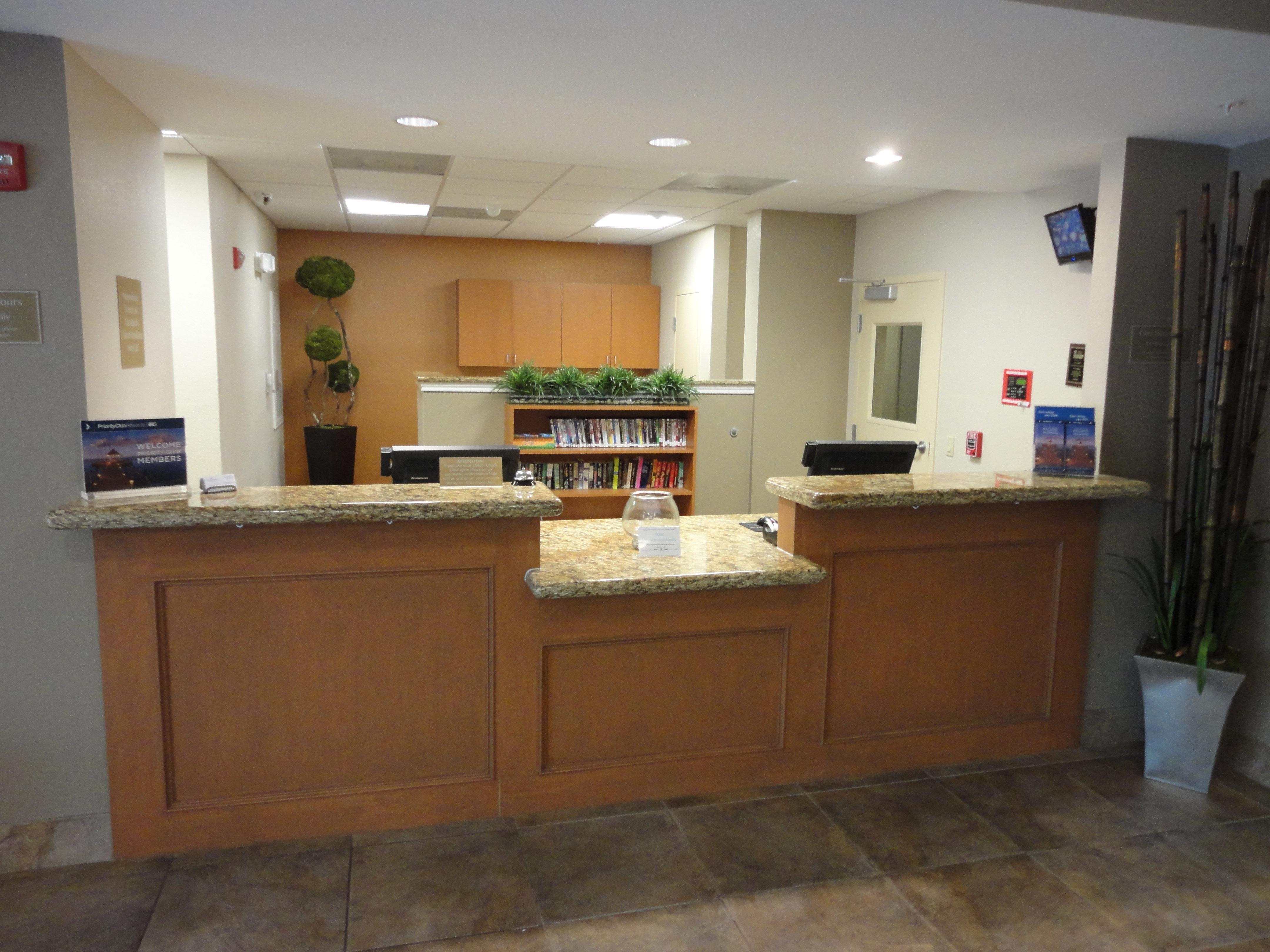 Candlewood Suites Houston The Woodlands By Ihg Интерьер фото