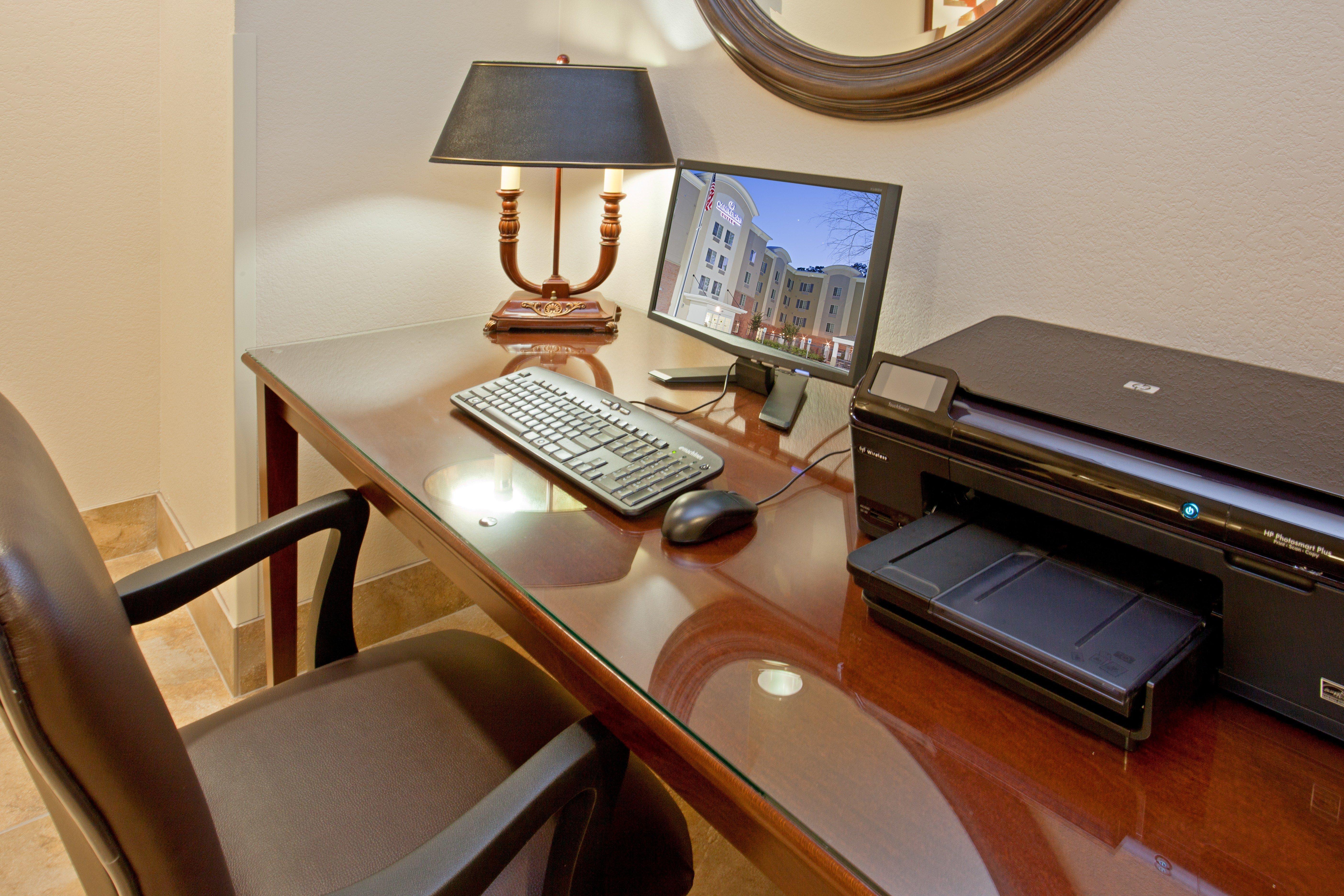 Candlewood Suites Houston The Woodlands By Ihg Удобства фото