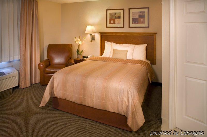Candlewood Suites Houston The Woodlands By Ihg Номер фото
